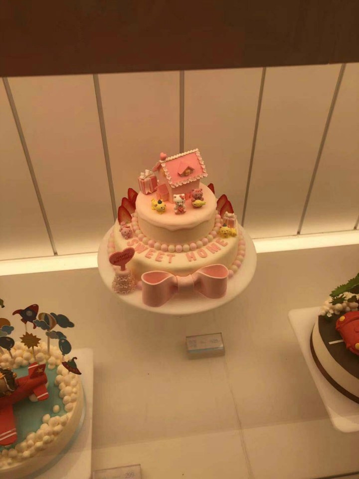 自拍漂亮的蛋糕