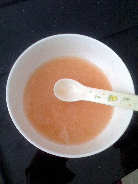 主题:给宝贝自制的胡萝卜米糊,有图有真相