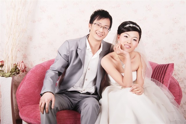 宝妈妈们都晒晒自己老公的照片吧,单独的哦