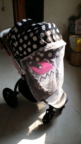 宝妈们都准备的什么推车呀,我选的头都大了!