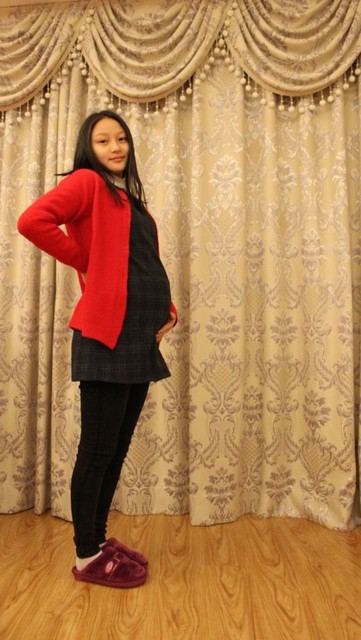 大家来发发6个月的肚肚全身照看看.