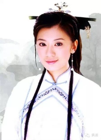 《布衣天子》里的蜻蜓,美人的温婉一笑,足以让人醉上七七四十九天了.