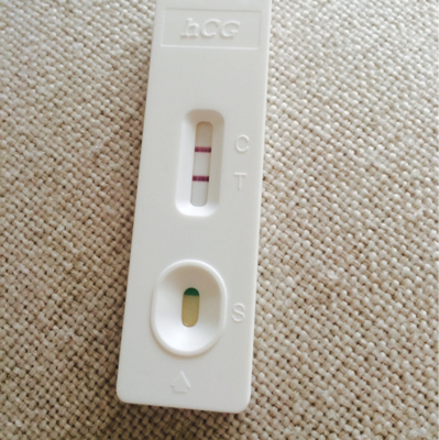 月经推迟6天了,今早第一次用这个测测看的