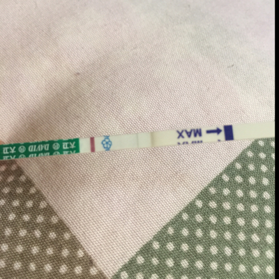 昨天量了体温36.9度,今天36.6,所以测了一下,有没有灰印呢?