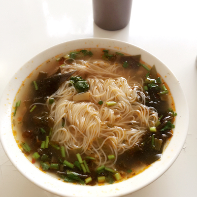 怀孕初期早餐在外面吃清汤米粉可以吗?绵阳米粉