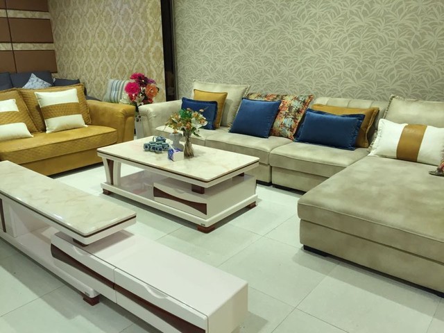 亲们帮帮看看沙发好看吗?